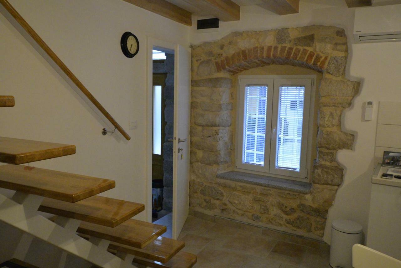 קרס Apartments And Rooms Oliva מראה חיצוני תמונה