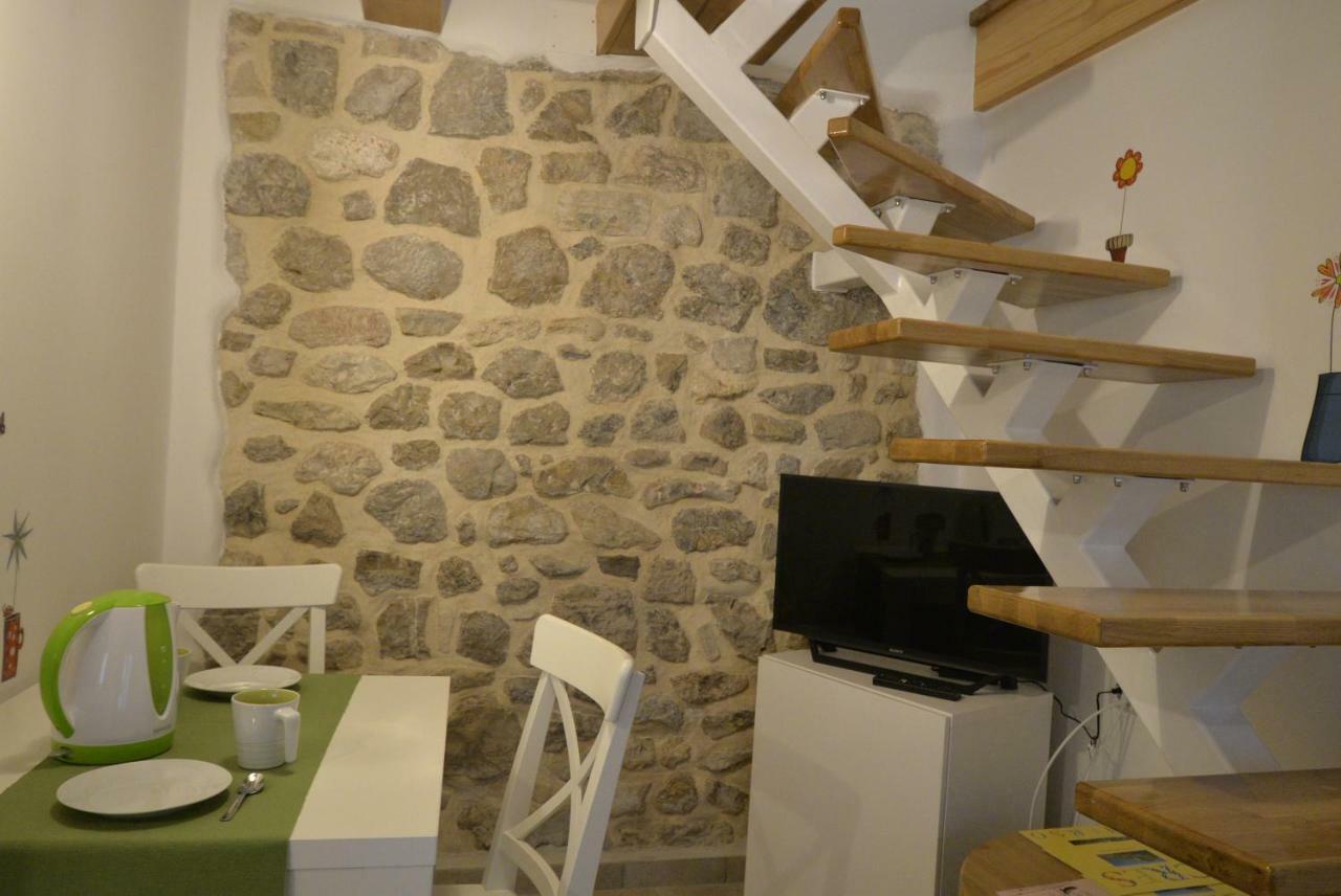 קרס Apartments And Rooms Oliva מראה חיצוני תמונה