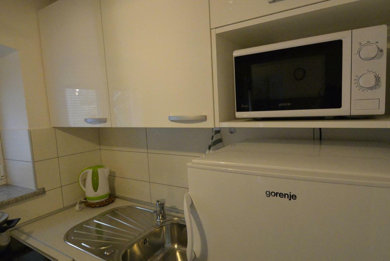 קרס Apartments And Rooms Oliva מראה חיצוני תמונה