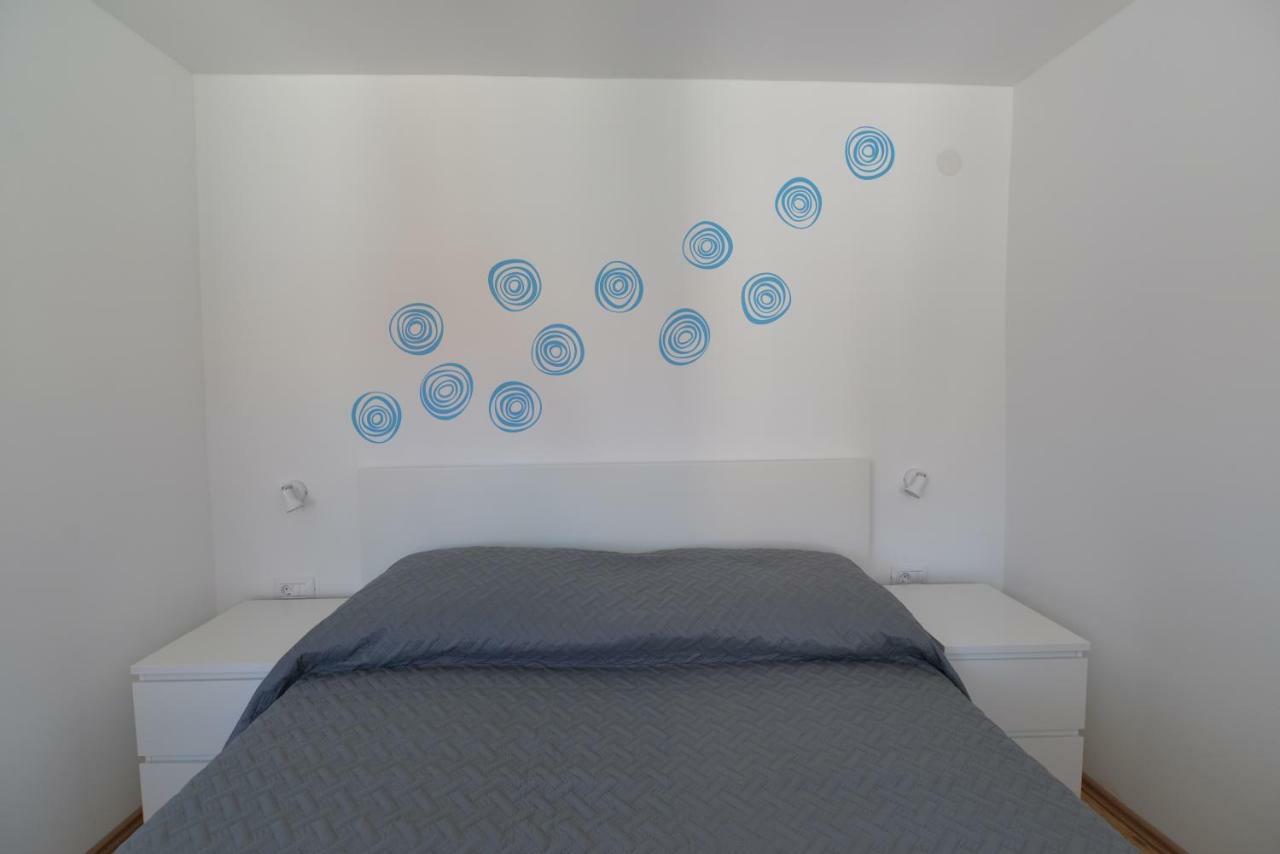 קרס Apartments And Rooms Oliva מראה חיצוני תמונה